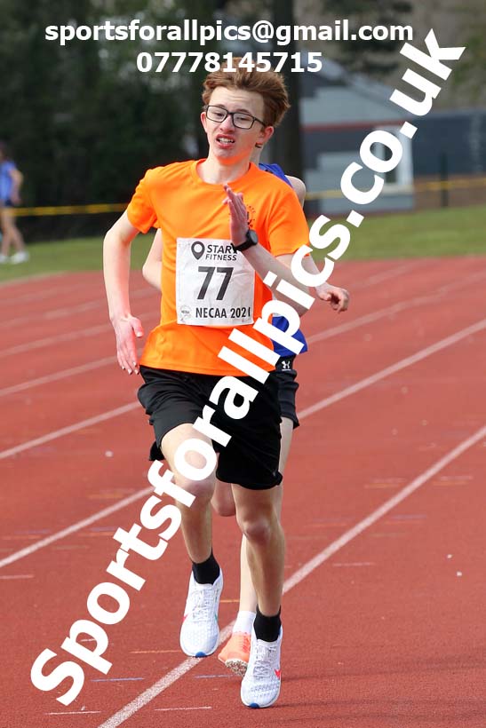 800 metres, 2021 NECAA Open Graded Meeting, Morpeth. Photo: David T. Hewitson/Sports for All Pics